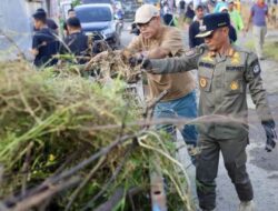 Warga Bone Bisa Bayar PBB Pakai Sampah