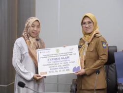 Bupati Talenrang Salurkan Santunan PT Taspen Rp34,1 Juta