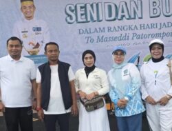 Pupuk Indonesia Serahkan Dua Motor Listrik, Dukung Sukses Jalan Sehat Anti Mager HJB ke-696