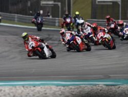 Aksi Kencang Pebalap Astra Honda Taklukkan Podium ARRC Sepang