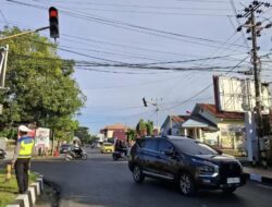 Satlantas Polres Bone Cek Traffic Light, Pastikan Lalu Lintas Watampone Aman dan Lancar