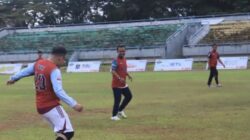 Keringat Persaudaraan di Stadion Lapatau: Saat Pemimpin Bone dan Sulsel Menyatukan Hati Lewat Sepak Bola