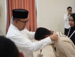 Wabup Andi Akmal Lepas 49 Calon Jemaah Haji Khusus, Doakan Bone Semakin Maju dan Sejahtera