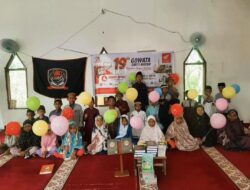 Rayakan Anniversary ke-19, Gowata Sakti Motor Berbagi Al-Qur’an dan Iqro untuk Masjid di Gowa