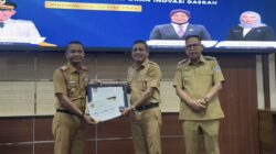 Inovasi E-DESTINASI Antar Direktur RSUD Datu Pancaitana Raih Penghargaan Bone Innovation Award 2026