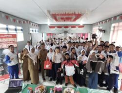 Tanamkan Budaya #Cari_Aman Sejak Dini, Asmo Sulsel dan Satlantas Polrestabes Makassar Edukasi Puluhan Siswa SMKN 40