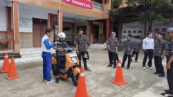 Tanamkan Budaya #Cari_Aman dan Kenalkan Motor Listrik Honda, Asmo Sulsel Edukasi Puluhan Siswa SMK di Makassar
