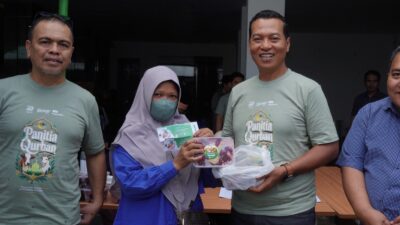 PT Pegadaian Kanwil VI Sulselbarra Maluku Salurkan Bantuan Sedekah Hewani pada Perayaan Iduladha 1447 H