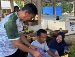 Tak Ada Sekat di Pasar Bakunge, BupAAS Duduk Bersama Warga dan Mendengar Isi Hati Masyarakat