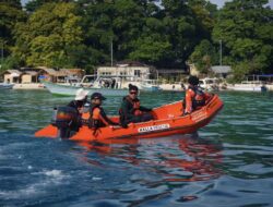 Asah Kesiapsiagaan di Laut, Kalla Rescue Gelar Water Rescue Training Bersama Basarnas di Pulau Samalona