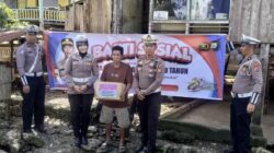 Makna HUT Bhayangkara ke-80, Satlantas Polres Bone Salurkan Paket Cinta untuk Purnawirawan dan Warga Kurang Mampu