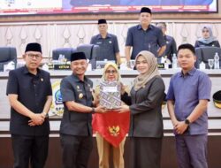 BupAAS Serahkan Ranperda Pertanggungjawaban APBD 2025 ke DPRD Bone: Buah Kolaborasi