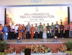 BupAAS dan Wabup Andi Akmal Hadiri Waisak 2570 BE, Tegaskan Komitmen Rawat Kerukunan dan Harmoni dari Bone untuk Indonesia