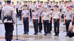 93 Personel Polres Bone dan Brimob Naik Pangkat, Tangis Haru Warnai Upacara hingga Tradisi Water Cannon