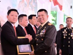 Dari Ruang Penyidikan ke Podium Kehormatan, AKP Alvin Aji Kurniawan Terima Penghargaan Hari Bhayangkara Ke 80