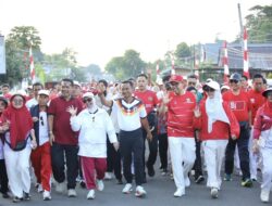 Ribuan Warga Ramaikan Jalan Santai HUT RI ke-81 Bersama BupAAS dan Wabup Andi Akmal di Ajangale