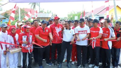 Jalan Diresmikan, Ribuan Warga Tumpah Ruah di Roadshow Kemerdekaan Mare
