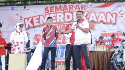 Tiga Warga Dapat Hadiah Umrah Gowes Kemerdekaan di Bone, BupAAS Titip Doa untuk Kemajuan Daerah
