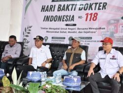 Wabup AAP Dorong Bakti Sosial IDI Jadi Program Tahunan, 70 Dokter di Bone Layani Ratusan Warga Cenrana
