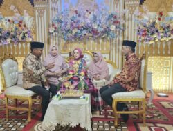 BupAAS Hadiri Mappacci Yuli: “Semoga Menjadi Awal Kehidupan yang Bahagia”