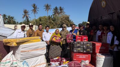 Saat Rumah Tinggal Puing, Kemensos dan AIA Ulurkan Tangan untuk Warga Sanrangeng