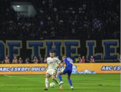PSM Makassar Tumbang di Bandung, Unggul Duluan Malah Dihantam Tiga Gol Persib