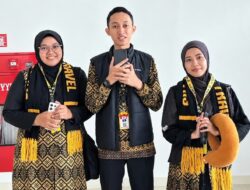 Bikin Haru! Bupati Bone Andi Asman Berangkatkan Tiga Pegawai Umrah, Penerima Hadiah Mengaku Masih Seperti Mimpi