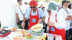 Bukan di Ruang Rapat, Kali Ini BupAAS Adu Racikan Nasi Goreng di Momen HUT Sulsel