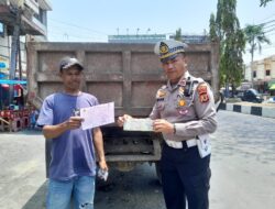 Truk Tanpa Pelat Nomor Disorot! Satlantas Polres Bone Turun ke Jalan, Pengemudi Ditegur